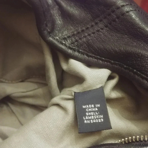 Lamb Skin HOBO Bag By Banana Republic (NWOT) - Picture 6 of 14